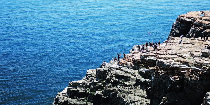 What to see and do for 3 days in Busan, South Korea: If you’re looking for the perfect balance of sun, sea, and the city, Busan is the ideal destination for you. Its seaside cosmopolitan vibe will surely draw you in. Check out this itinerary for top recommendations!