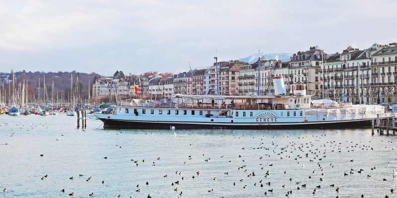 Spend 3 days in Geneva and explore the city’s beautiful old town, cosmopolitan city center, and peaceful green spaces. The city is also a perfect base for exploring Switzerland’s beautiful countryside. Here’s your essential travel guide to little holidays in Geneva.