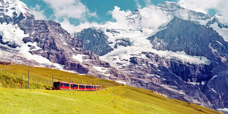 Enjoy the perfect little holiday in the Swiss Alps. Go on epic train rides for stunning views of majestic snow-capped peaks and dreamy alpine meadows, then unwind in cozy chalets and indulge in hearty cuisine. Here’s how to plan a 5-day trip to Jungfrau, Switzerland.