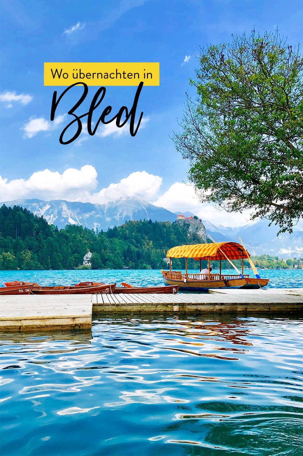 Plane Deinen Aufenthalt in Bled für mindestens drei Tage und entdecke mehr, als nur die Highlights des Bleder Sees – fahre aufs Land hinaus und wandere zu majestätischen Wasserfällen, einer malerischen Schlucht oder atemberaubenden Aussichtspunkten rund um die Julischen Alpen. Oder verbringe ein paar Tage mit Entspannung, Schwimmen und dem Genuss von köstlichem Essen in dem wunderschönen Ort am See. Hier erfährst Du über die besten Unterkünfte in Bled.